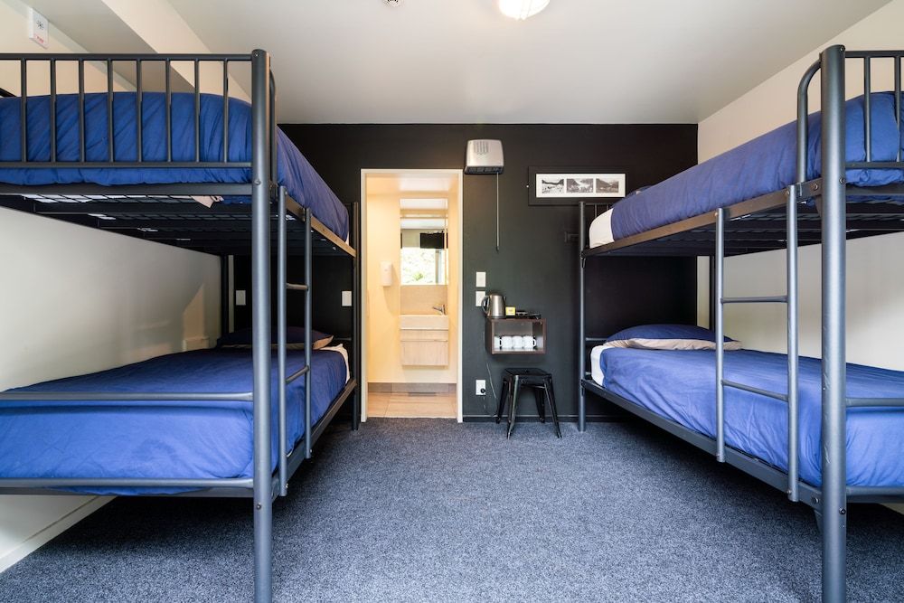 Sole Use of Budget Ensuite Room w/ Bunk