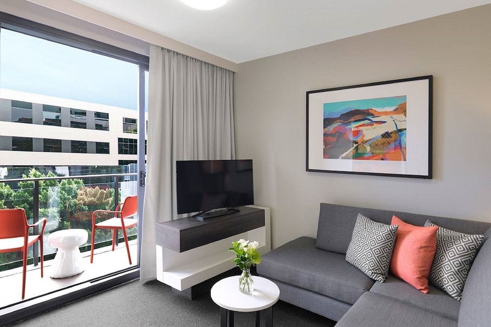 Adina Apartment Hotel Sydney Airport Apartment, 1 Bedroom (Weekly Housekeeping) 5