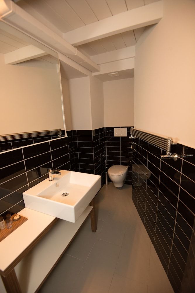 Assunta Domus Triple Room 10