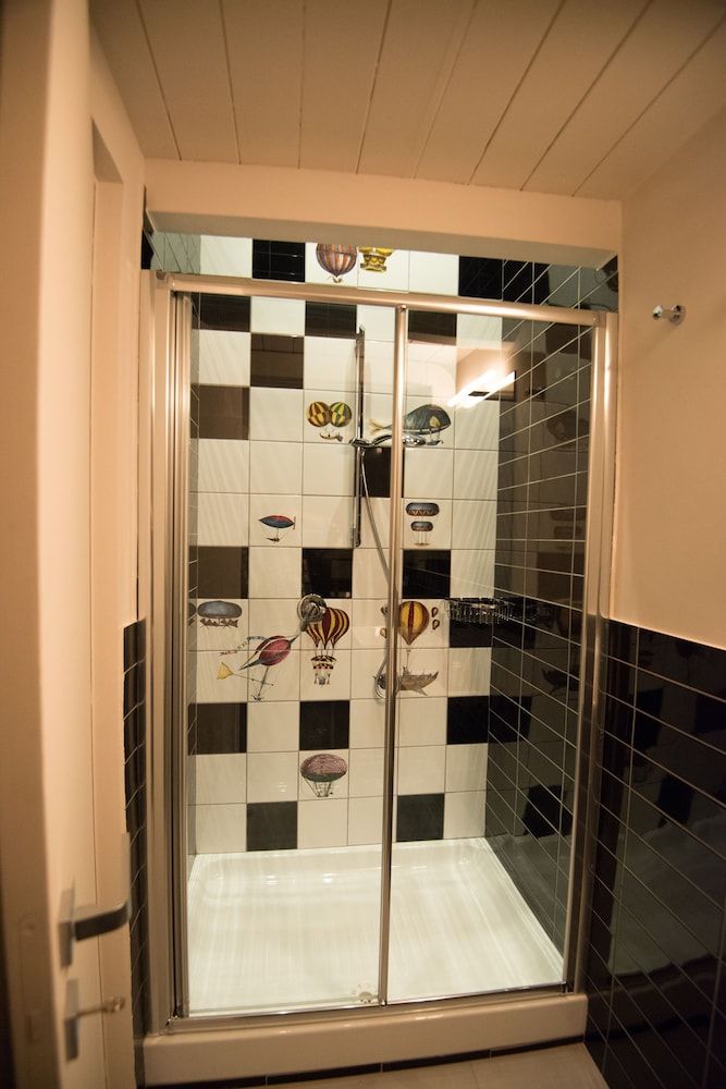 Assunta Domus Triple Room 12