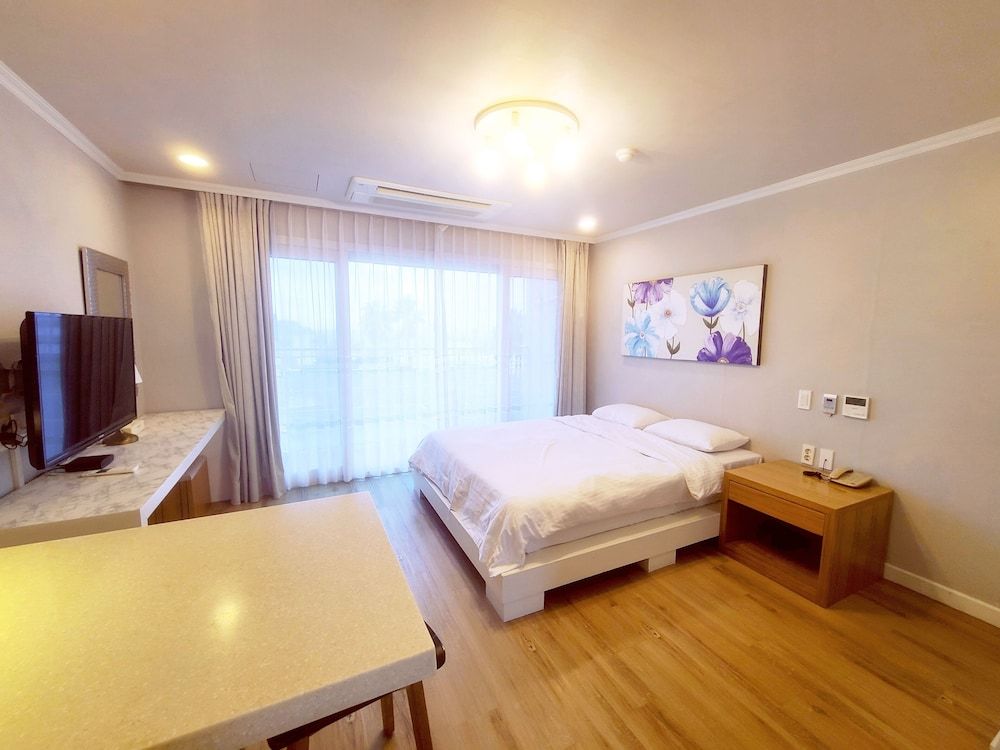 Dombe Resort Deluxe Room, 1 Bedroom, Ocean View 3