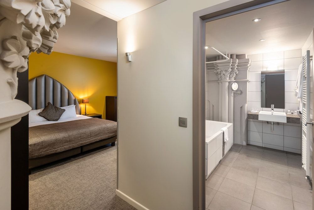 Martin's Patershof Executive Double Room 6