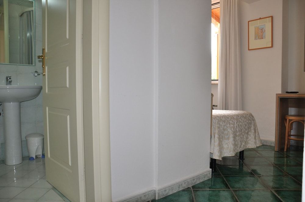 Hotel La Marticana Single Room 2