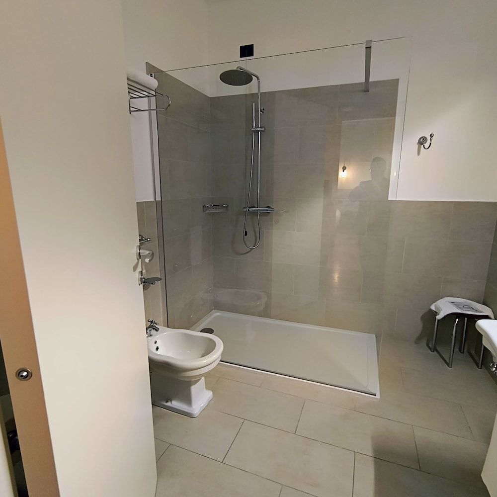 Hotel Miramonti Suite 8