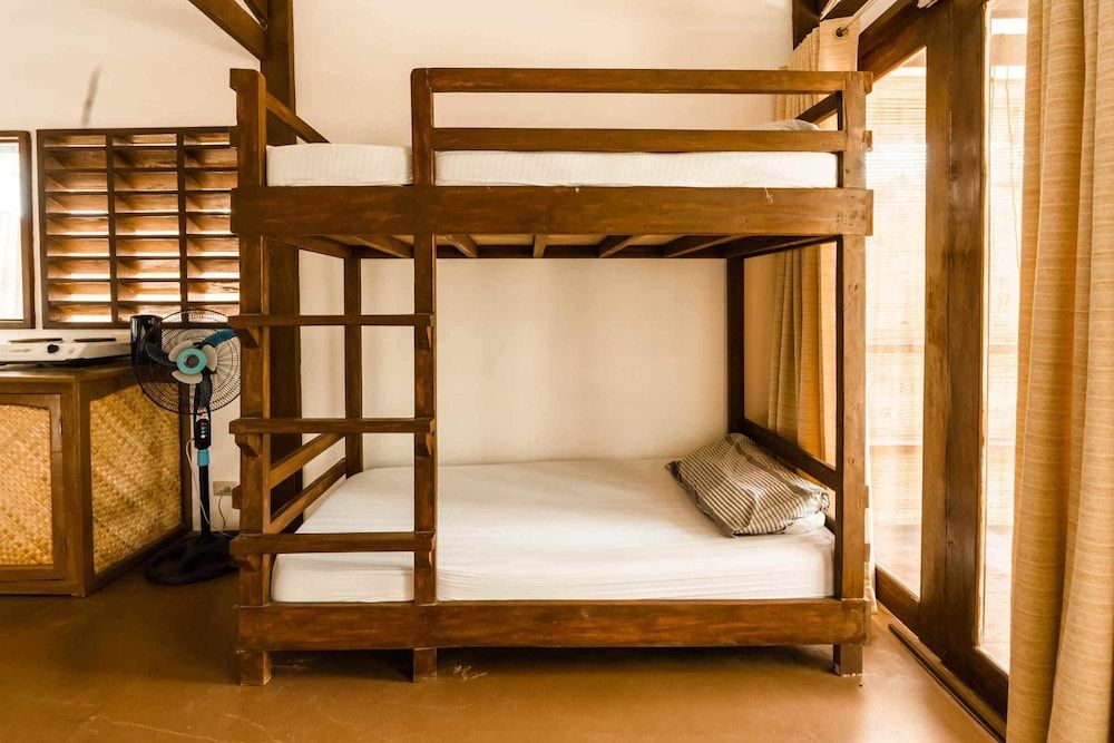 Romantic Beach Villas Siargao Island Family Apartment, 1 Bedroom (100m from main resort) 3