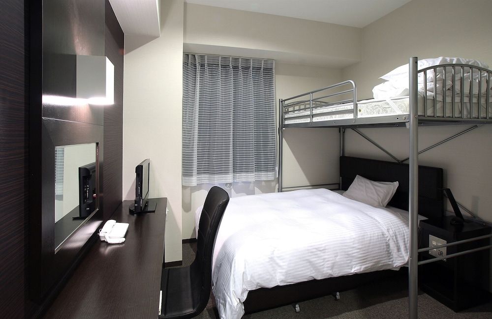 Double Room, Non Smoking (with 1 loft bed)