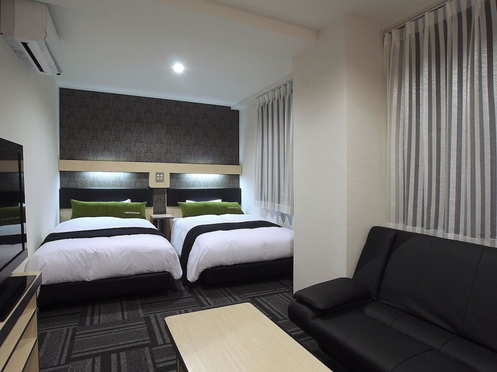 Executive Room, Smoking