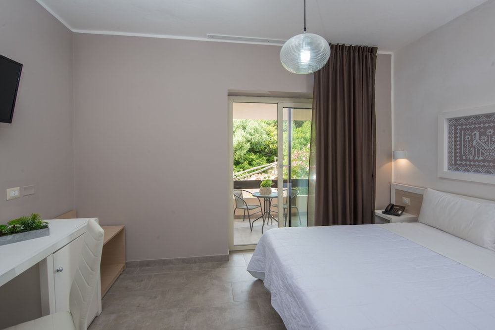 Family Triple Room