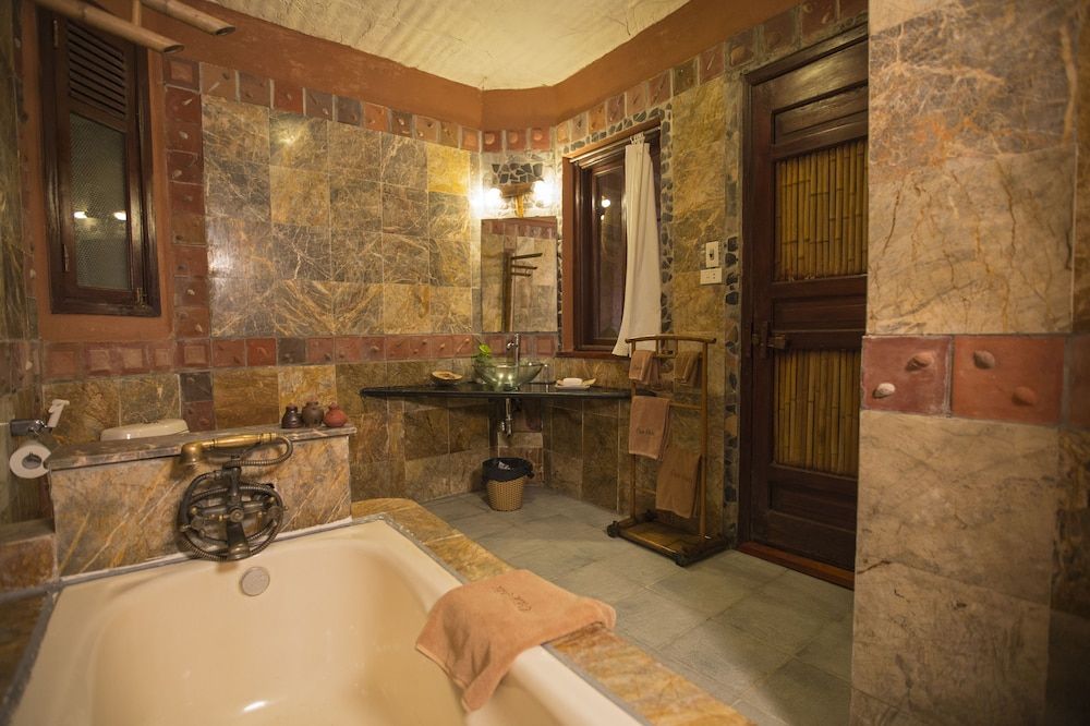 Van Chai Resort Superior Room, Ocean View 3