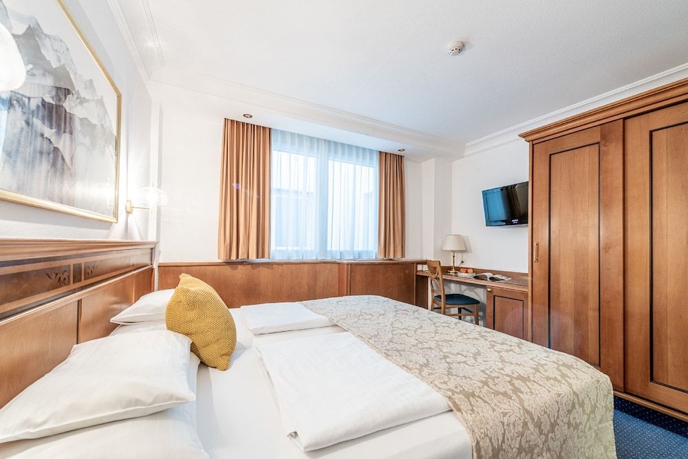 Hotel Mondschein Double Room without view