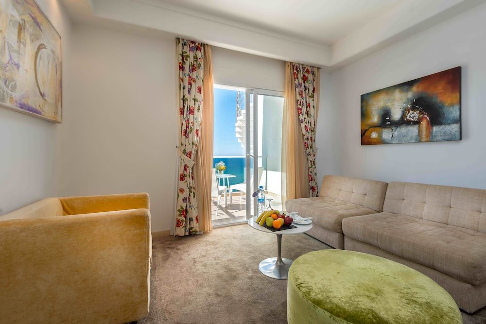 Hotel Farah Tanger Deluxe Room 8