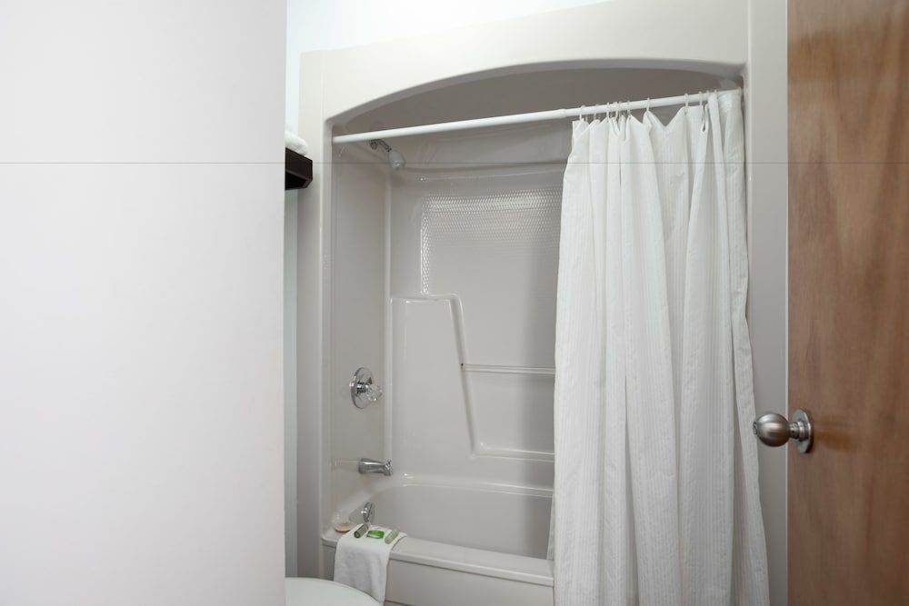 Hotel V Tendance Room, 1 King Bed 5