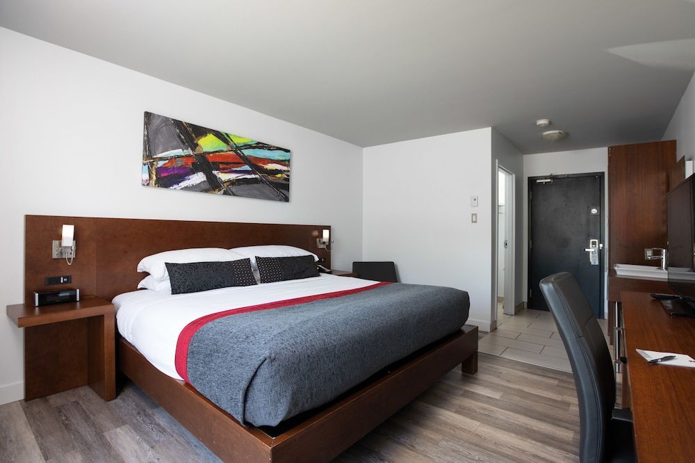 Hotel V Tendance Room, 1 King Bed 2