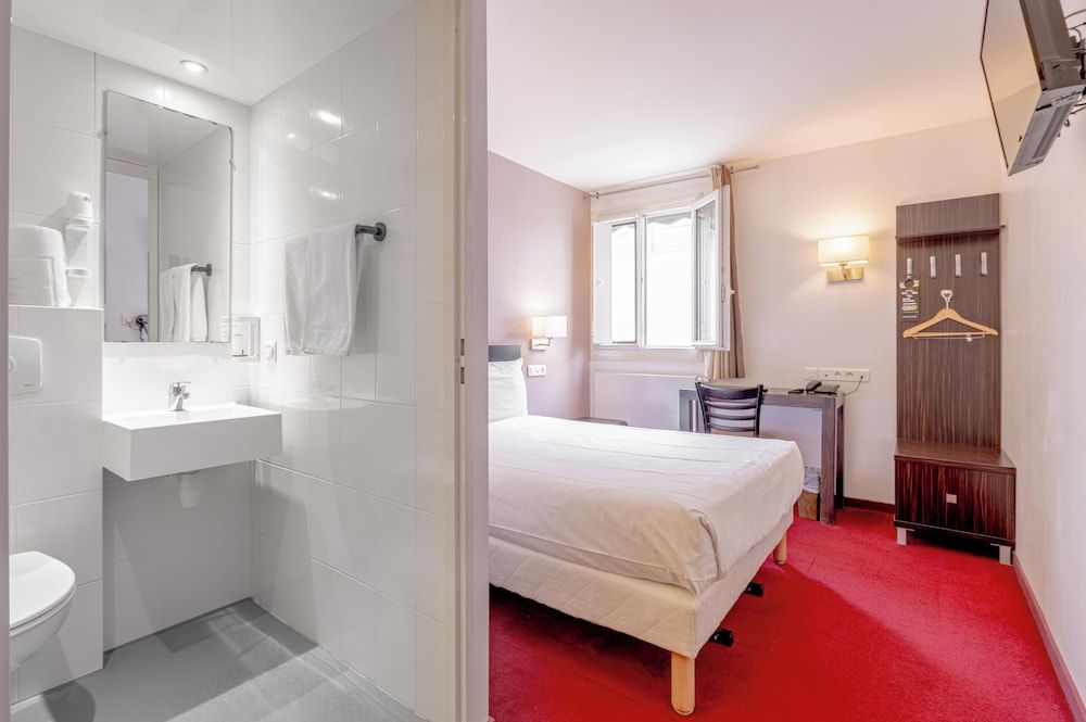 Grand Hôtel Senia Double Room 9