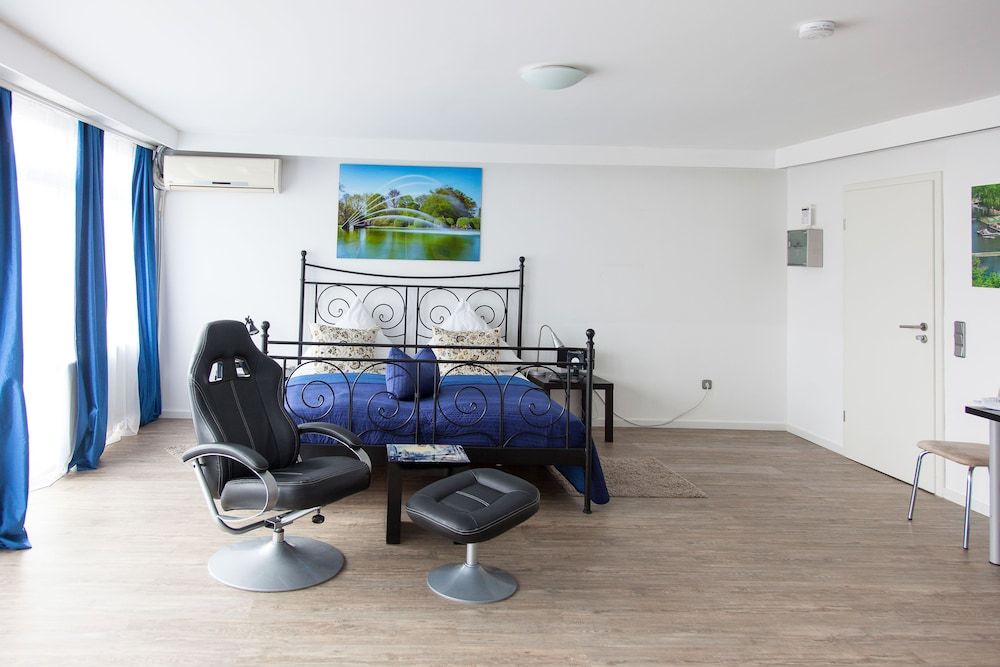 Art Hotel Körschen Standard Double Room 9