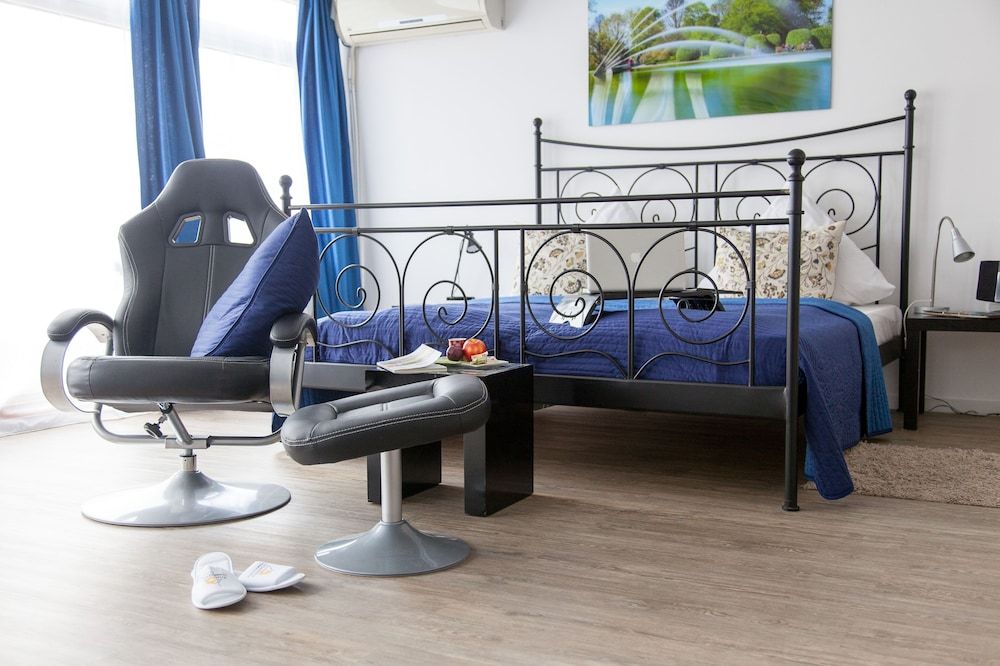 Art Hotel Körschen Standard Double Room 3