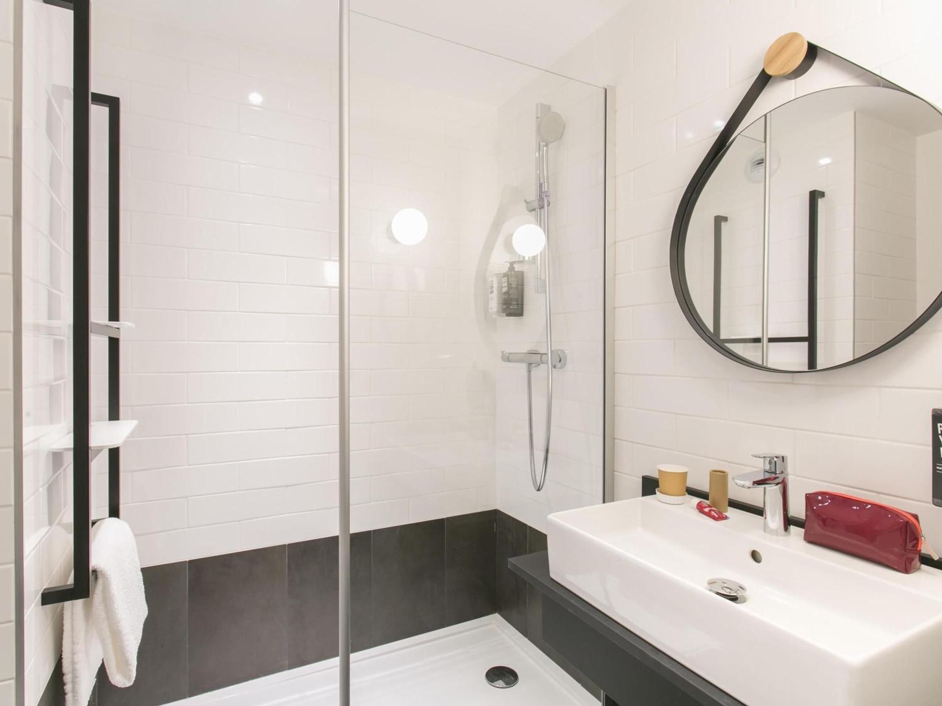 Standard Room with 1 Double Bed and 1 Sofa-Bed