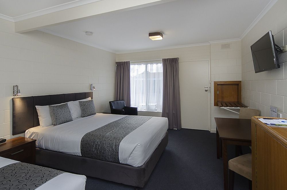 Victor Harbor City Inn Standard Room 3