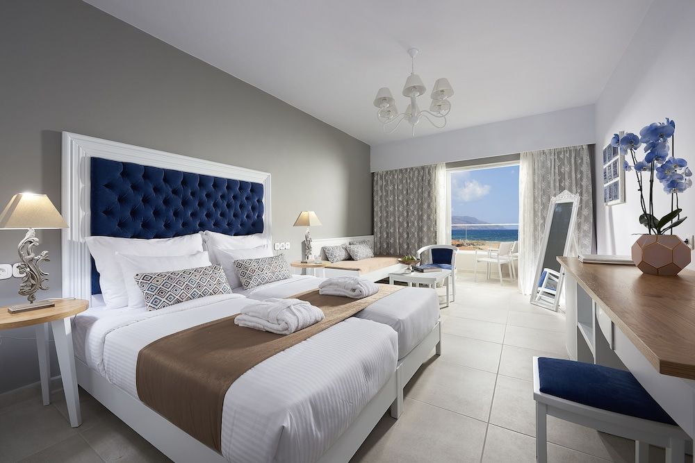 Deluxe Double Room, Partial Sea View
