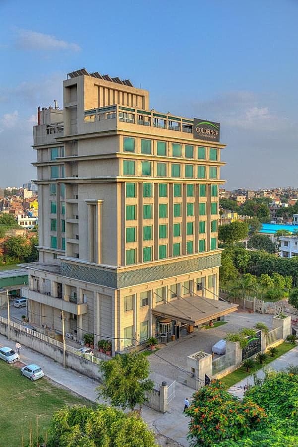 Goldfinch Hotel Delhi NCR 