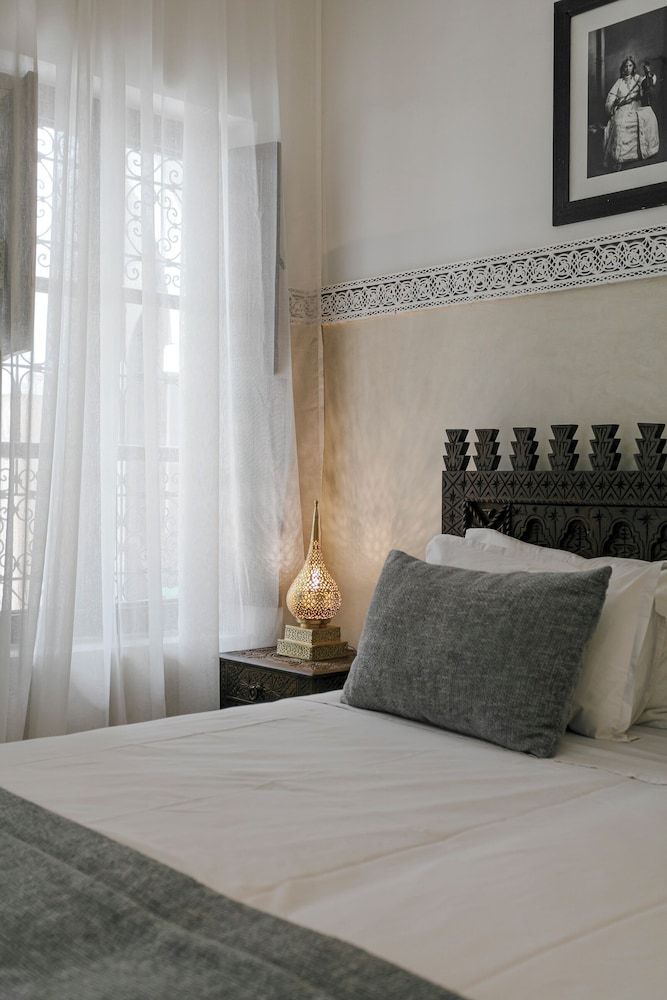Riad Elnoujoum Superior Room, Courtyard View 14