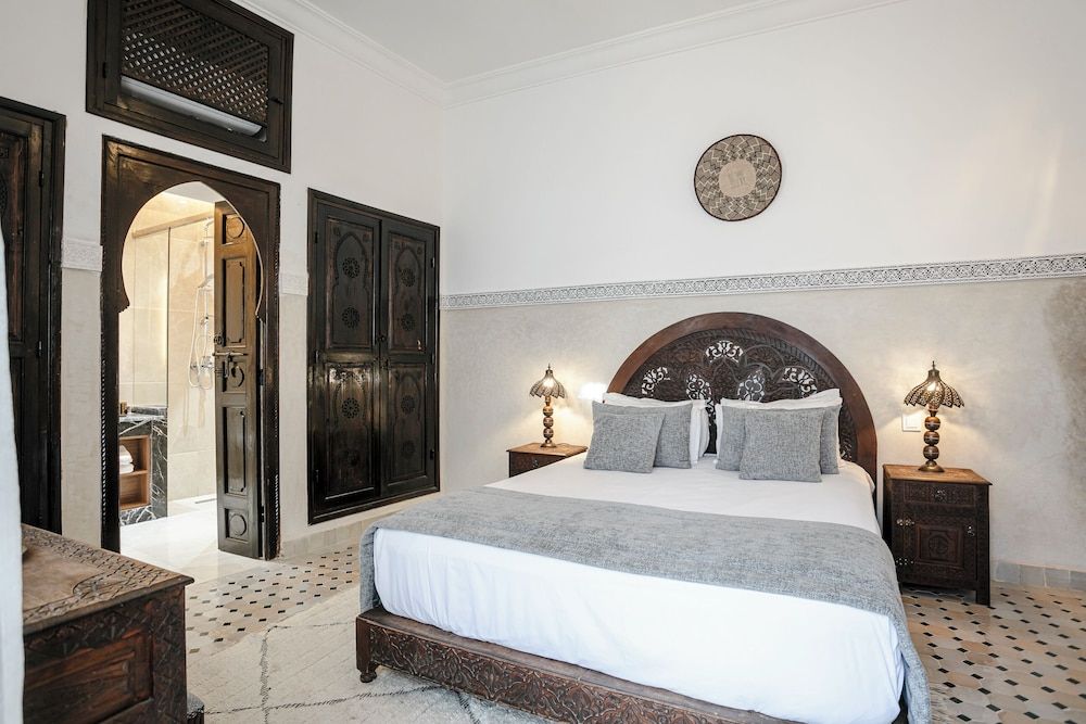 Riad Elnoujoum Superior Room, Courtyard View 12