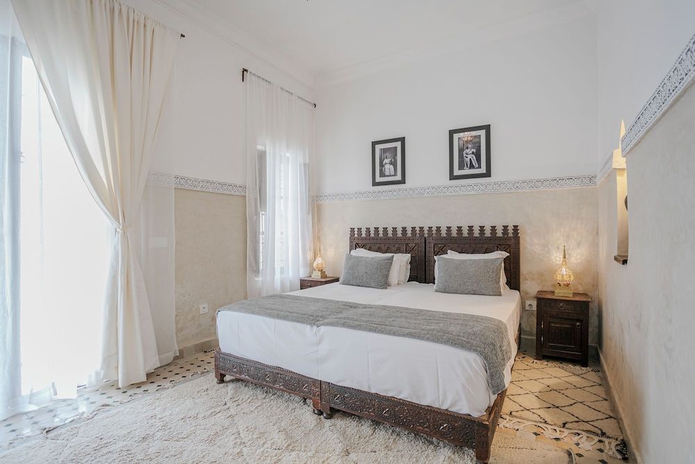 Riad Elnoujoum Superior Room, Courtyard View 11