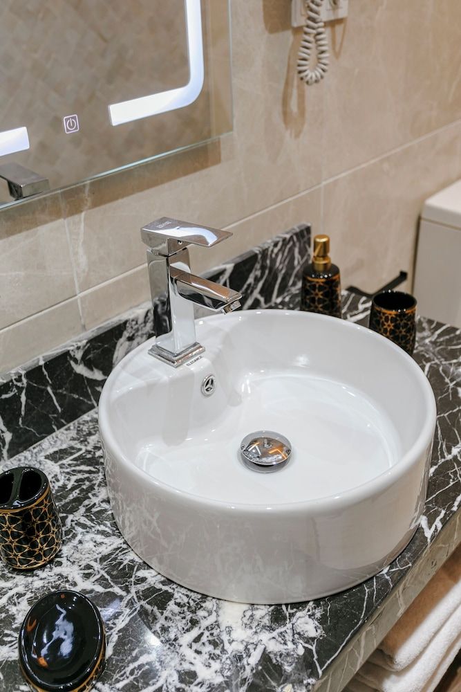 Riad Elnoujoum Superior Room, Courtyard View 18