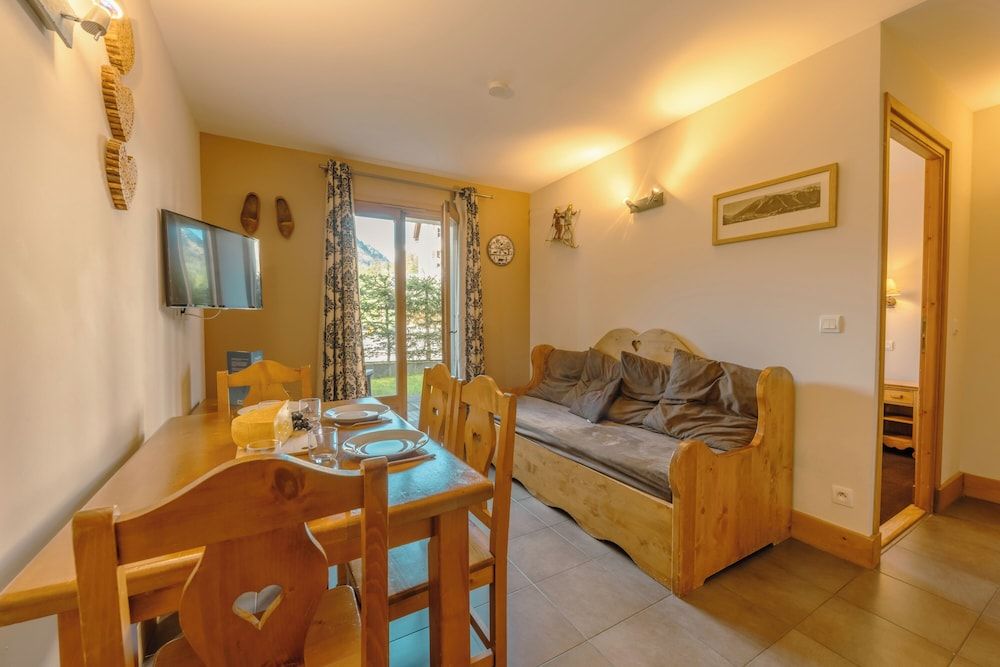 Family Apartment, 1 Bedroom (Vallorcine Balme 04 Ski In / Ski Out)
