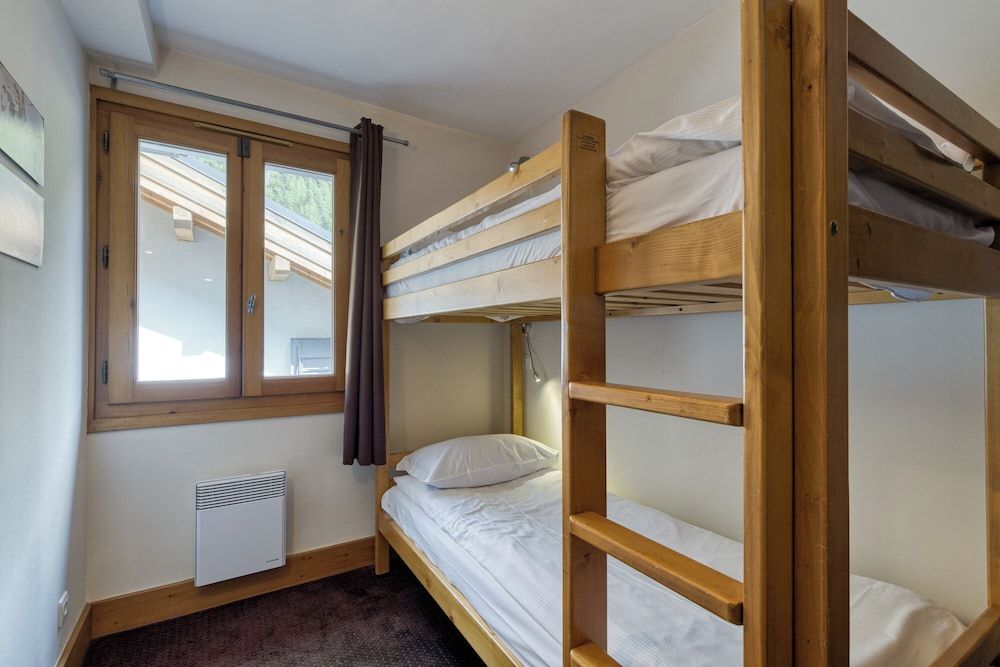 Family Apartment, 2 Bedrooms (Vallorcine Loriaz 32 Ski In Ski Out)