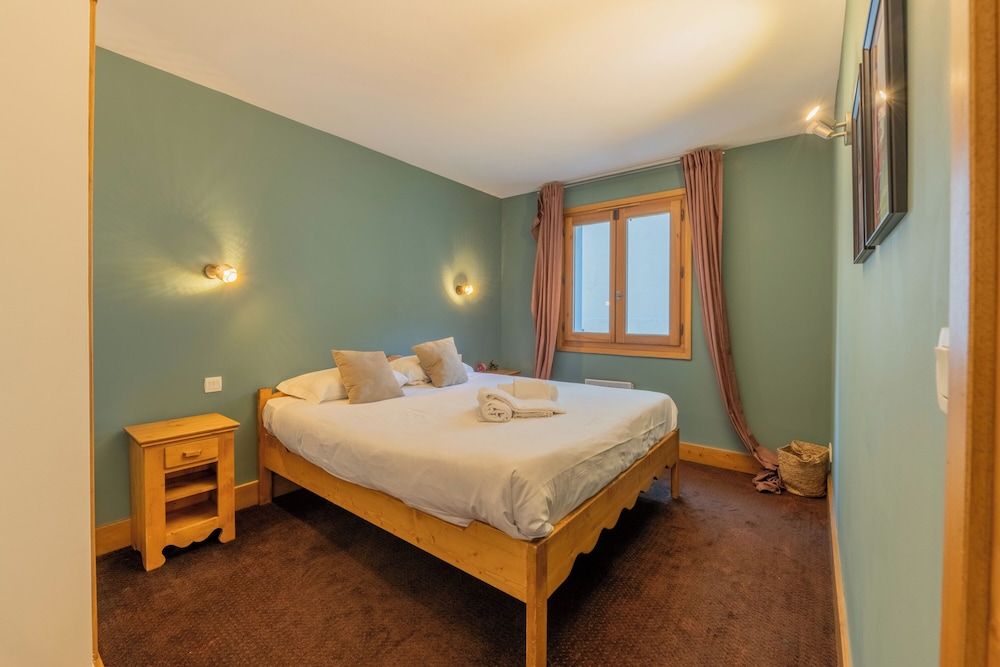 Family Apartment, 1 Bedroom (Vallorcine Loriaz 11 ski in / ski out)