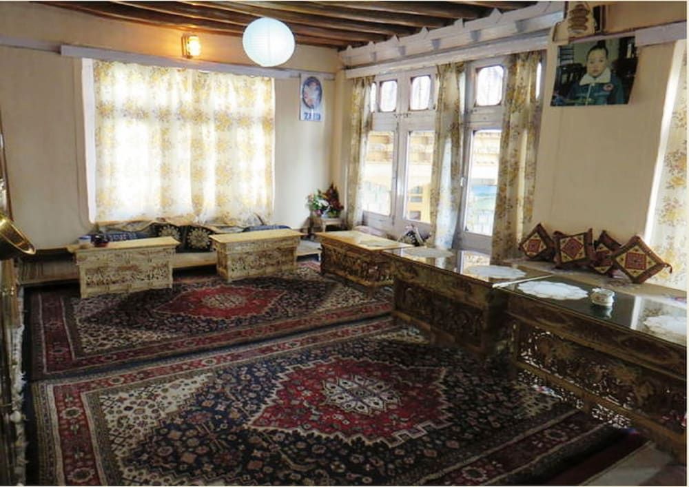 undefined TIH Hotel Nezer Holiday Inn 7