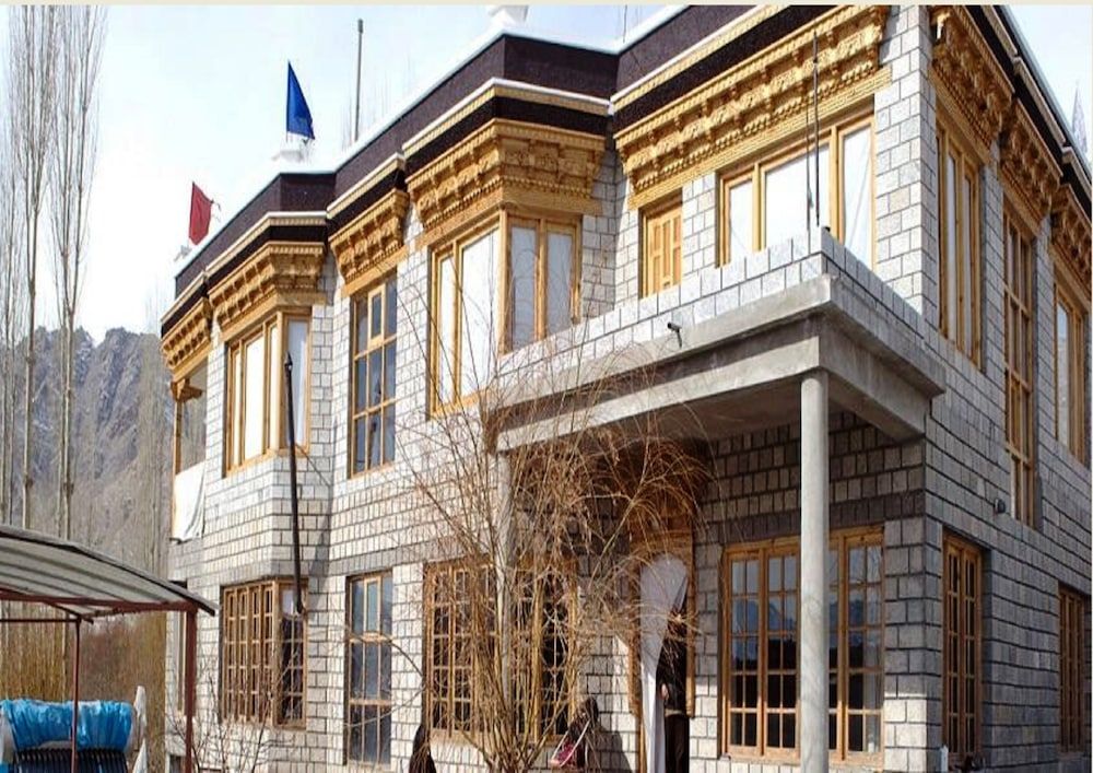 undefined TIH Hotel Nezer Holiday Inn