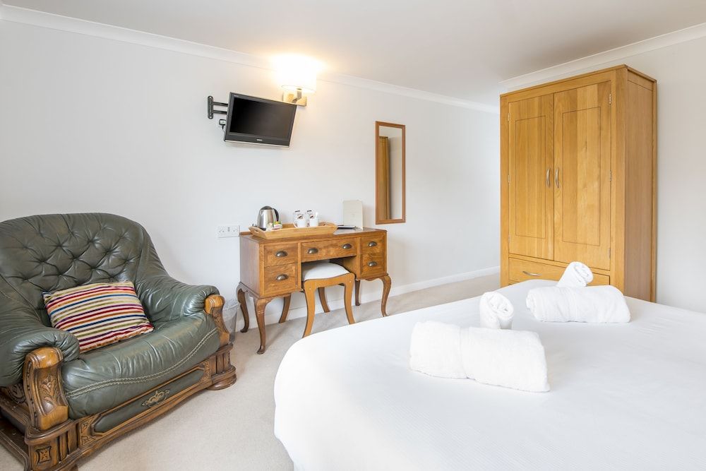 undefined Trewern Arms Hotel 4