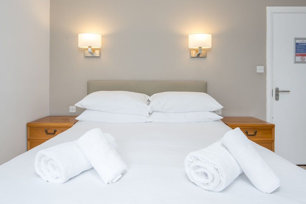 undefined Trewern Arms Hotel 10