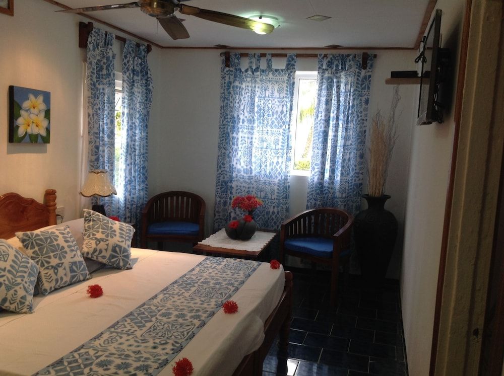 undefined Sea View Lodge 6