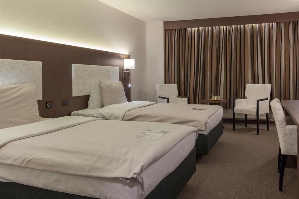 The Rosendale Twin Room