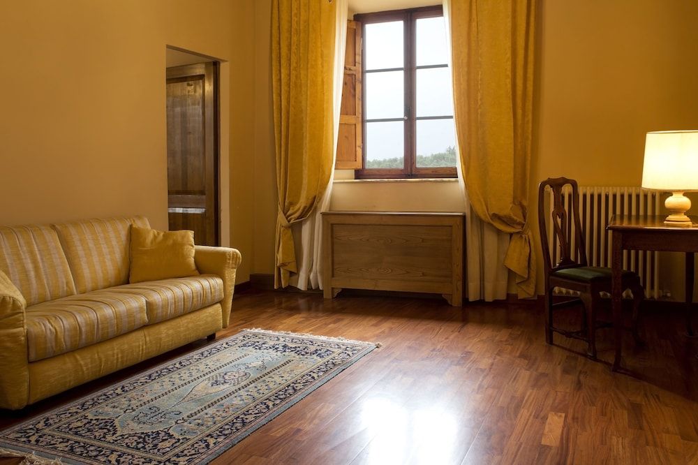 La Certosa di Pontignano Junior Suite 6