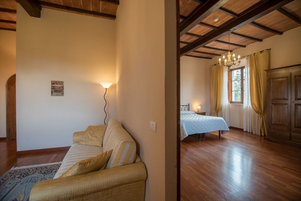 La Certosa di Pontignano Junior Suite 2