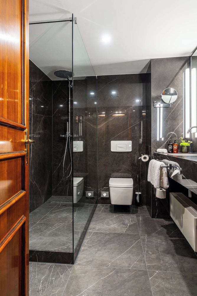 Parkhotel Engelsburg Superior Room, 1 Double Bed (Converts to 2 Twin Beds;Shower Only) 5