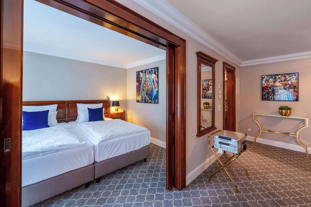 Parkhotel Engelsburg Superior Room, 1 Double Bed (Converts to 2 Twin Beds;Shower Only) 2