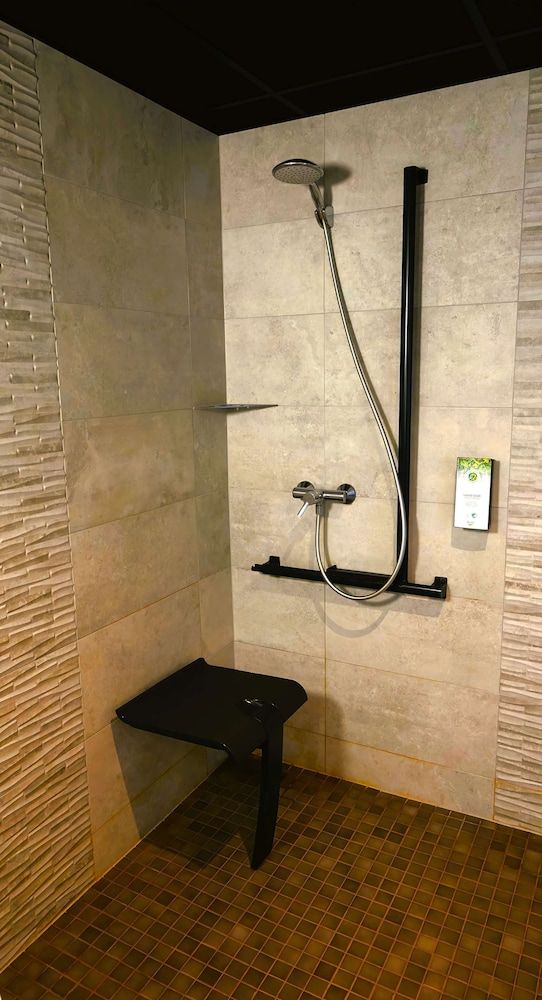 Kyriad Clermont Ferrand Nord - Riom Standard Room, 1 Double Bed 7