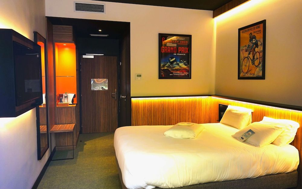 Kyriad Clermont Ferrand Nord - Riom Standard Room, 1 Double Bed 3