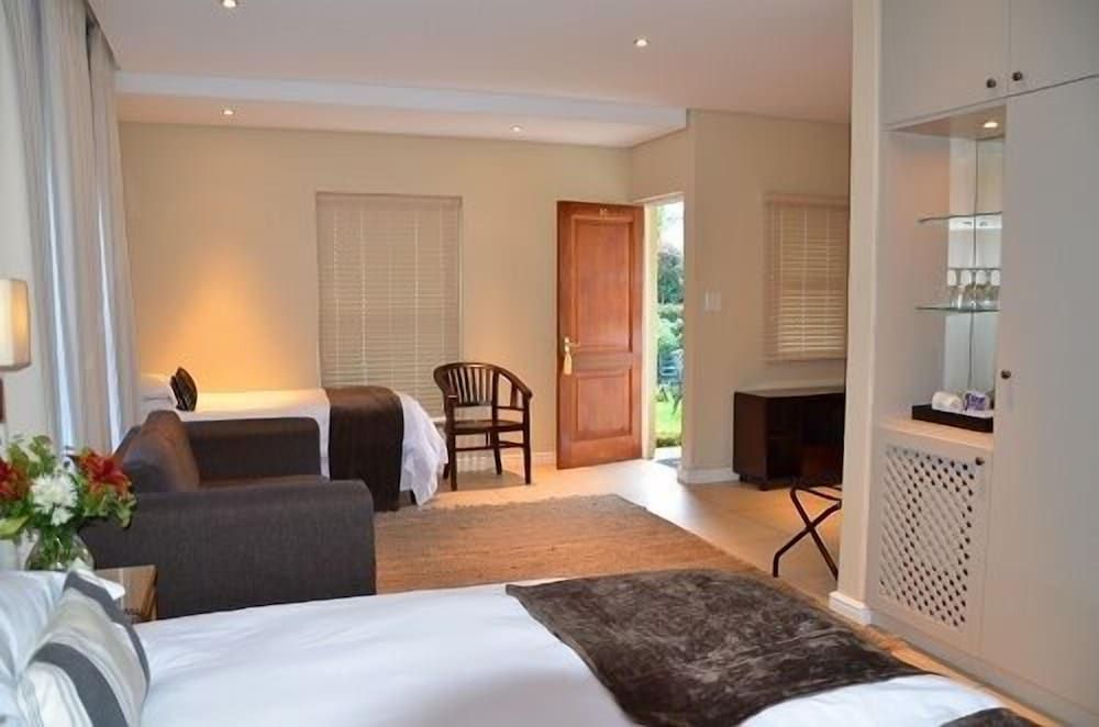 Family Room (50)