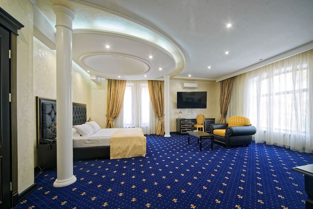 Grand Villa