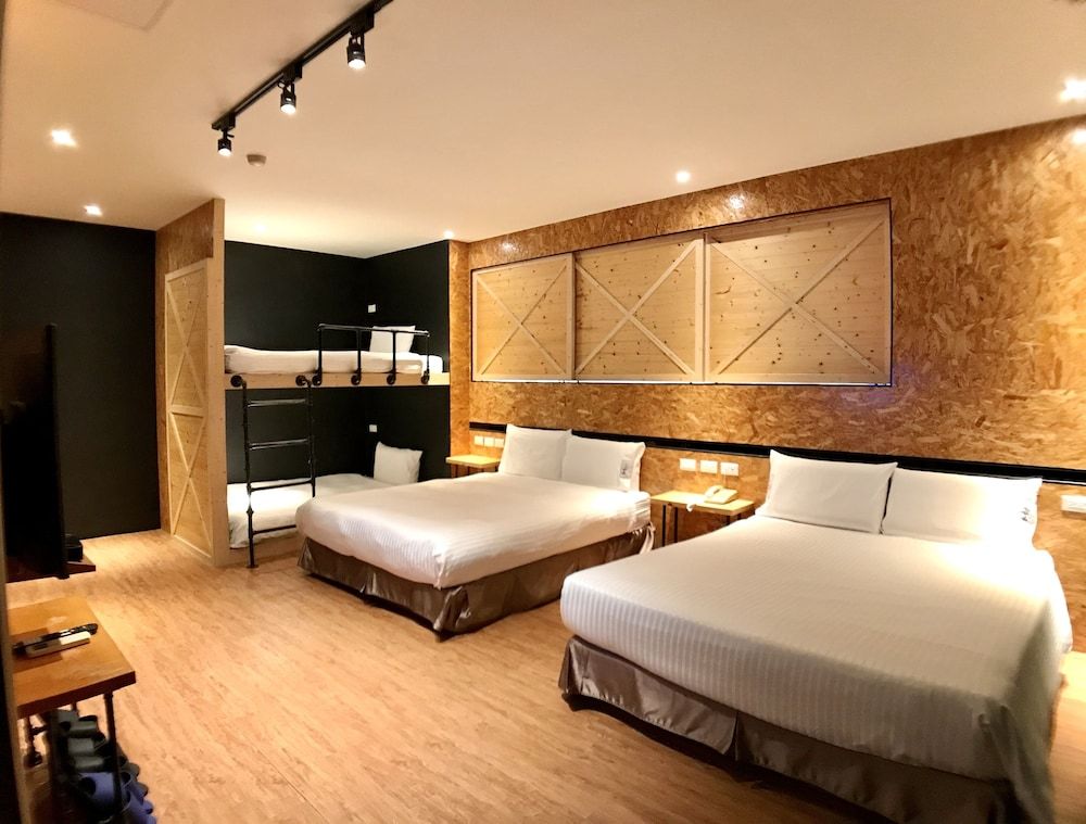 Martin Wales Hotel Kenting Family Room, 1 Bedroom, 2 Bathrooms (6 people ) 3