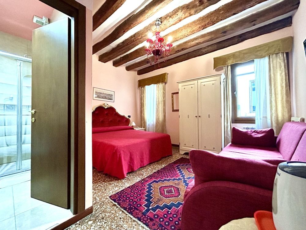 Alloggi Serena Standard Double Room, Private Bathroom 16