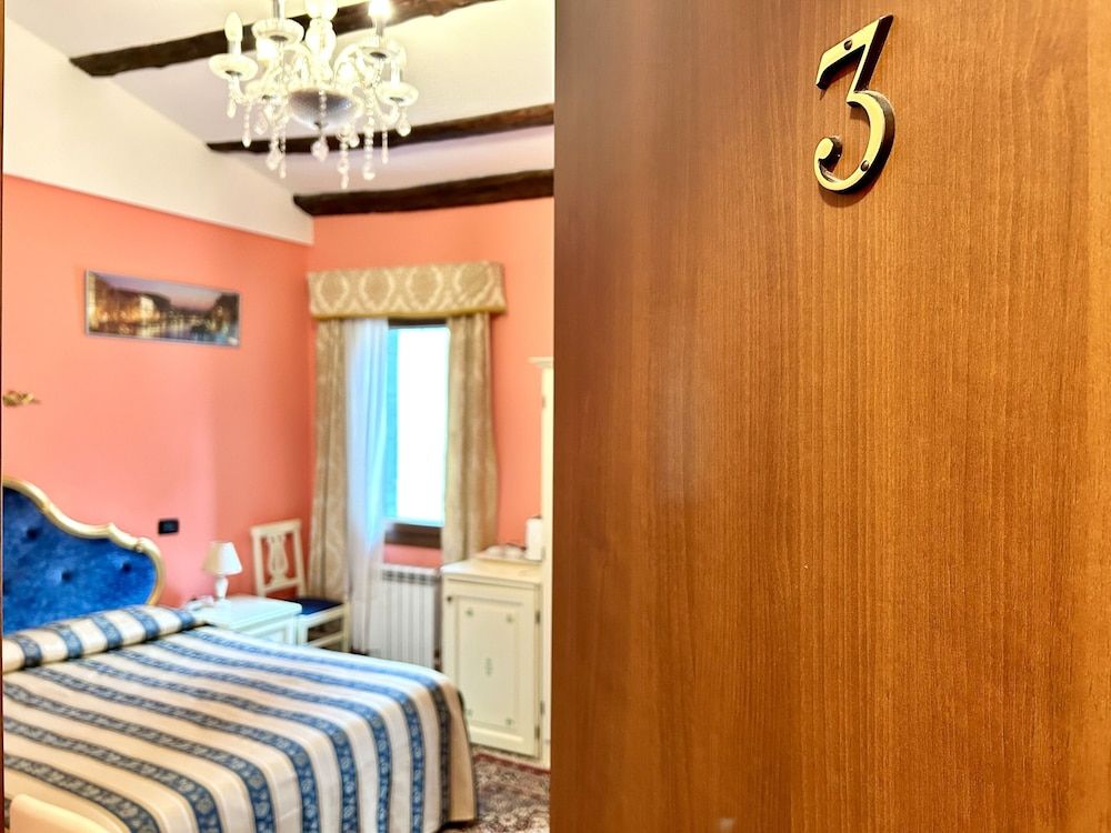 Alloggi Serena Standard Double Room, Private Bathroom 22