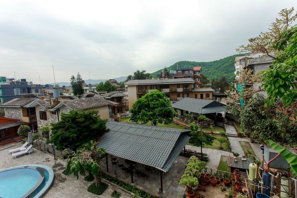 The Lakeside Retreat by IME Hospitality Pvt Ltd. Deluxe Double or Twin Room, Garden View 12