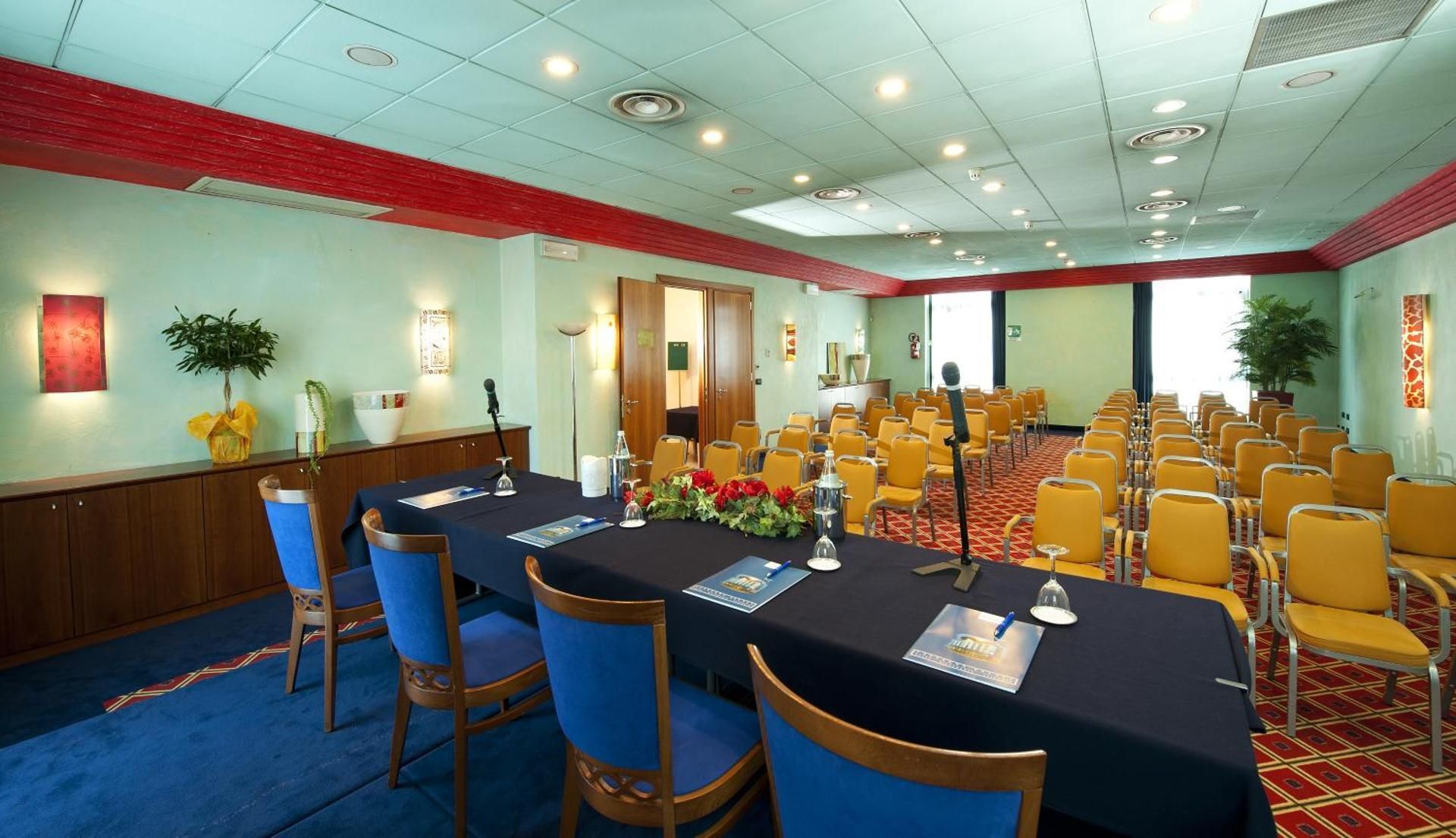 meeting room / ballrooms